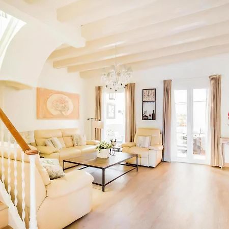 Sitges Spaces Beach House-4 Bedrooms, 3 Bathrooms, Large Terrace, Jacuzzi, Center-Beach מראה חיצוני תמונה